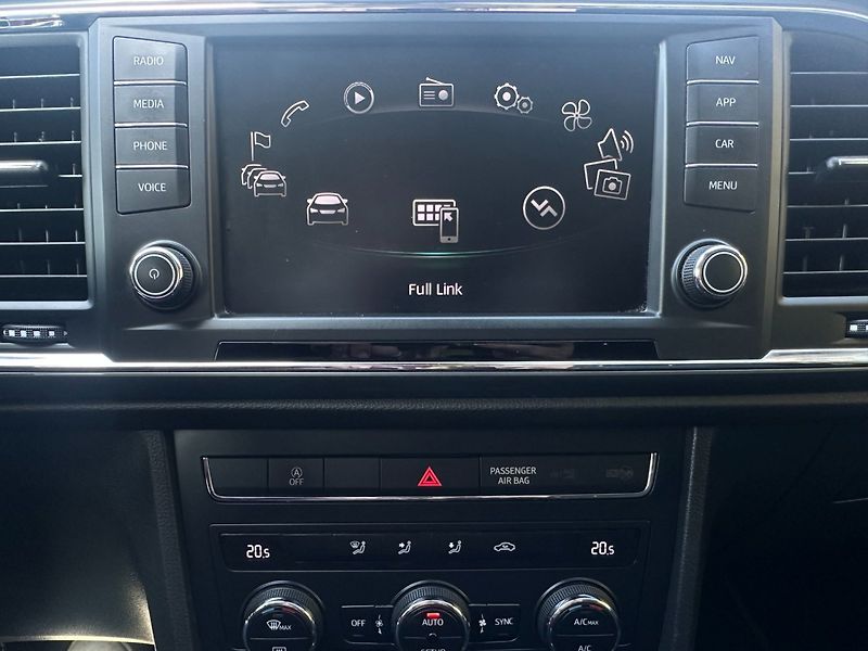 Seat Ateca 1.6 TDi 85kW/1MAJ/Kamera - fotka 27 z 31