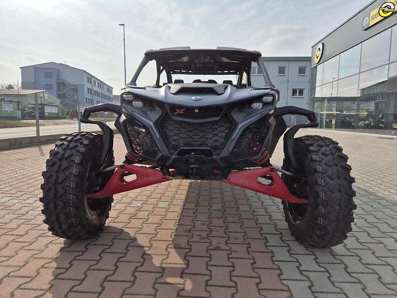 Can-Am Maverick R (2026) MAX X RS DCT SAS 999T MY26 - fotka 10 z 22