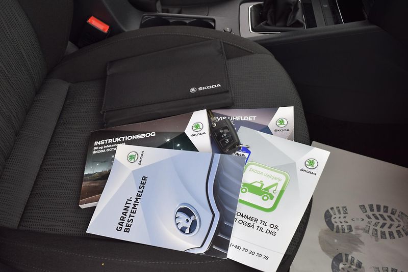 Škoda Octavia (2019) 1.5TSI 110kw STYLE TAŽNÉ SMART - fotka 45 z 45
