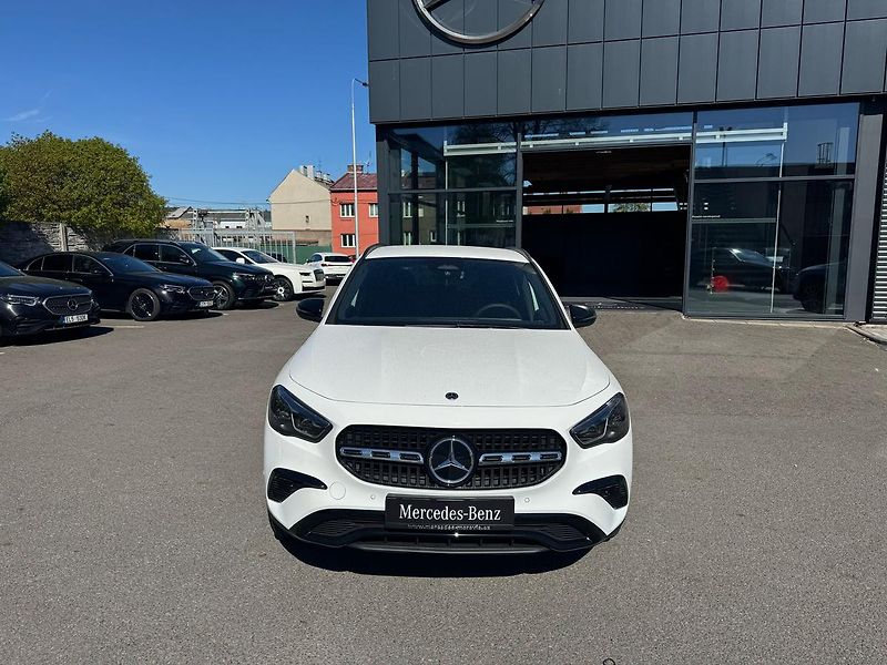Mercedes-Benz GLA (2024) 200 d 4MATIC - fotka 2 z 31