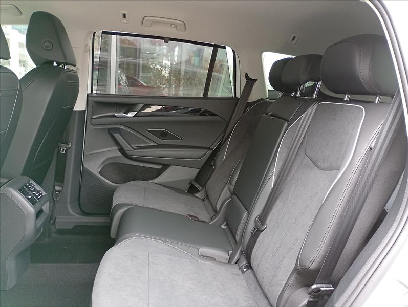 Volkswagen Tayron (2026) 2,0 TDI 110 kW 7DSG  Elegance - fotka 17 z 17