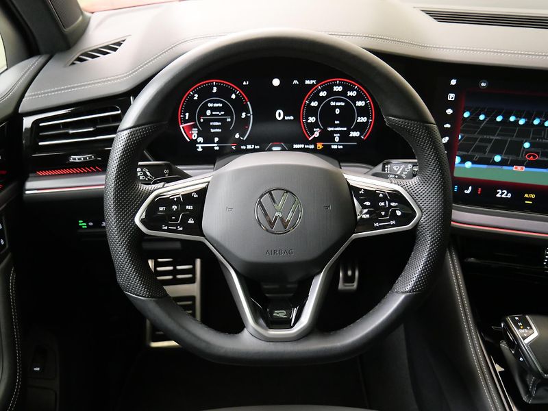 Volkswagen Touareg - fotka 16 z 30