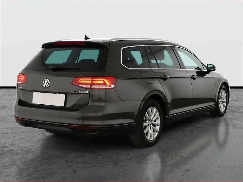 Volkswagen Passat (2016) 1.6 TDI, Navi, Tempomat - fotka 5 z 15