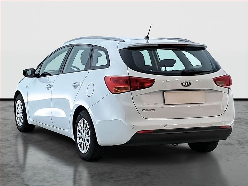 Kia Ceed (2017) 1.6 GDI, Serv.kniha, Tempomat - fotka 4 z 16
