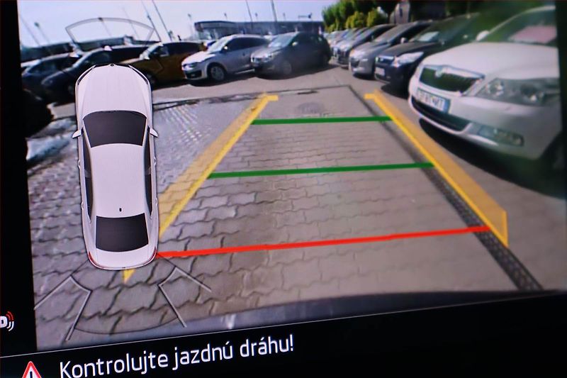 Škoda Superb (2019) Laurin&Klement 2.0 TDI - fotka 21 z 31