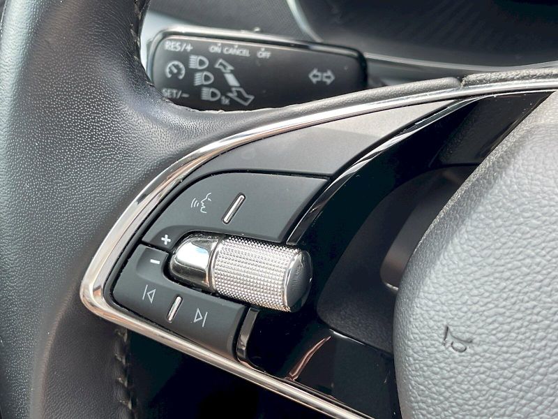 Škoda Octavia (2023) 1.5 TSI 110kW Style Plus combi - fotka 8 z 35
