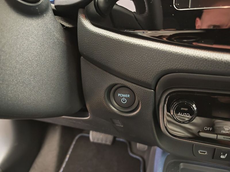 Toyota Aygo 1.5 HEV - fotka 24 z 33