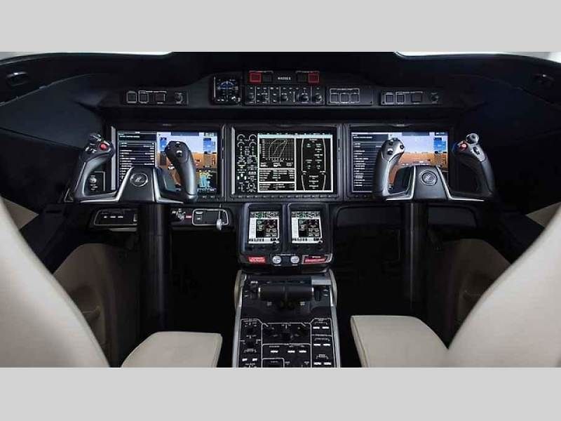 HondaJet Elite.