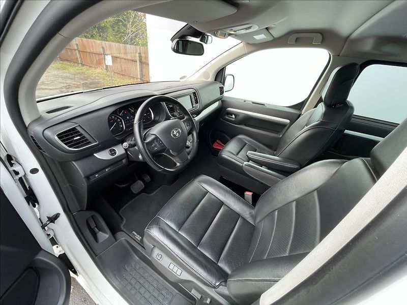 Toyota ProAce Verso 2,0 D-4D L2 Family WEBA 8 Míst - fotka 5 z 24