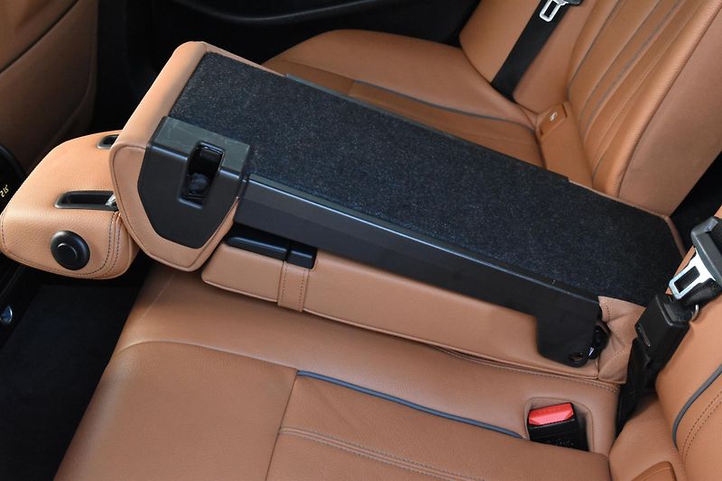 BMW Řada 5 530i xDrive LUXURY LINE,LED,ČR - fotka 38 z 50