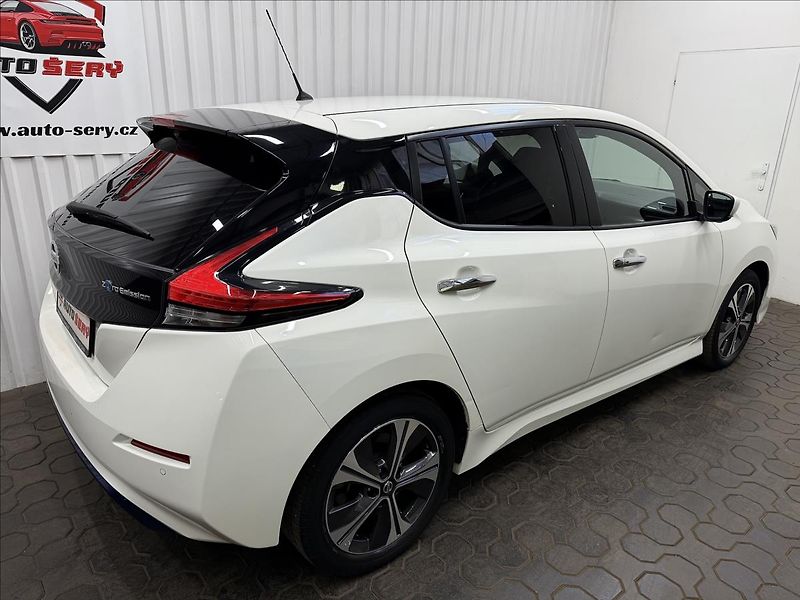 Nissan Leaf N-CONNECTA 110kW SOH 91% - fotka 8 z 38