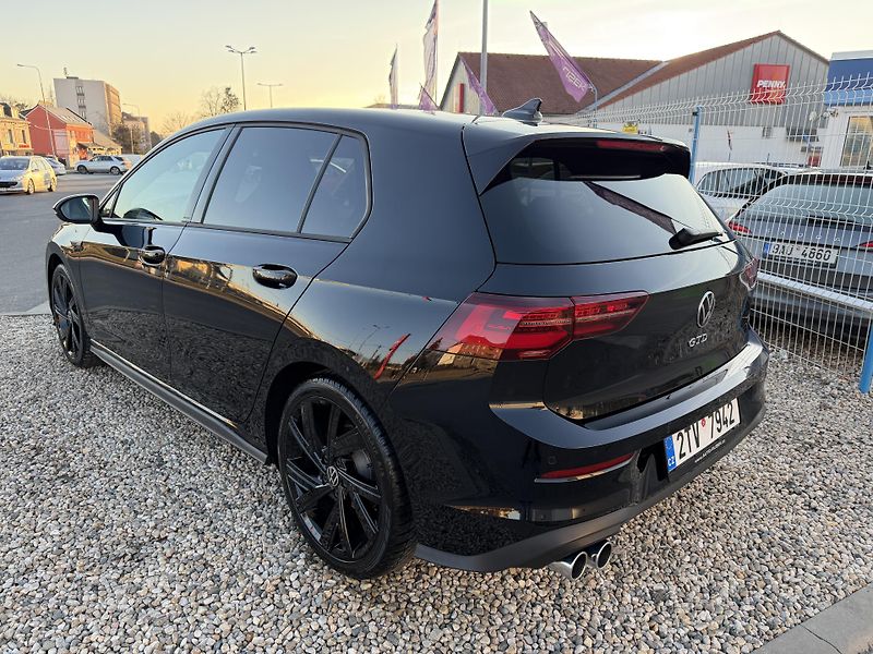 Volkswagen Golf GTD 2,0 TDi/147kW - DSG,Matrix - fotka 5 z 85