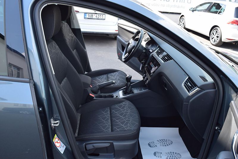Škoda Octavia (2019) 1.5TSI 110kw CLEVER FULL LED  - fotka 35 z 48