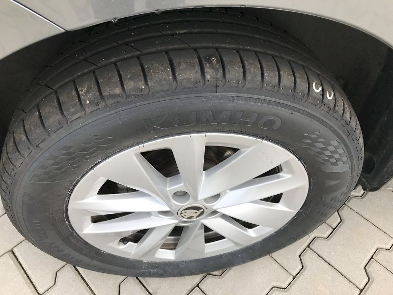 Škoda Kamiq (2023) STY TS 81/1.0 A7F - fotka 12 z 23