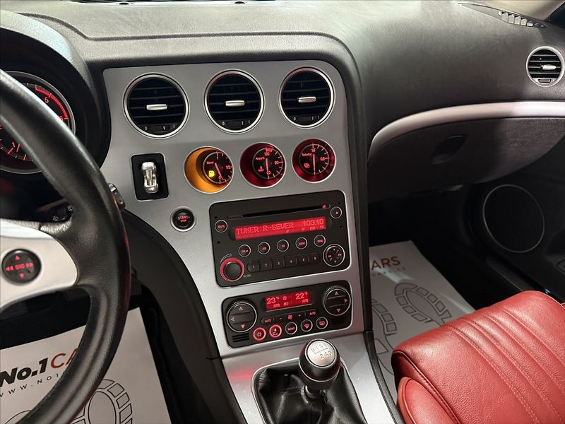Alfa Romeo 159 2,4   JTDm V5 147 kW BOSE TOP - fotka 14 z 40