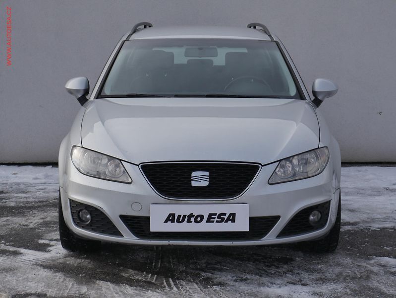 Seat Exeo (2012) 2.0TDi, ČR - fotka 2 z 17