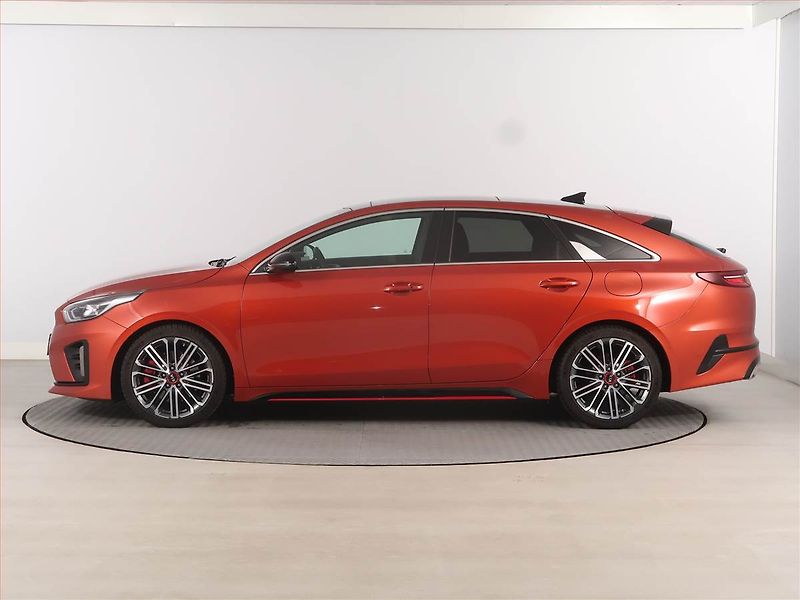 Kia Pro_Ceed (2021) GT-Line GT 1.6 T-GDI - fotka 3 z 21