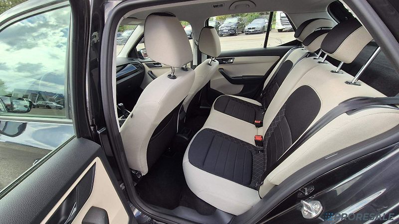 Škoda Fabia 1,2 TSI 66 kW STYLE - fotka 11 z 19