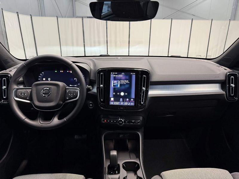 Volvo XC40 (2026) B3 2.0L 163 HP AT7 FWD CORE - fotka 7 z 23