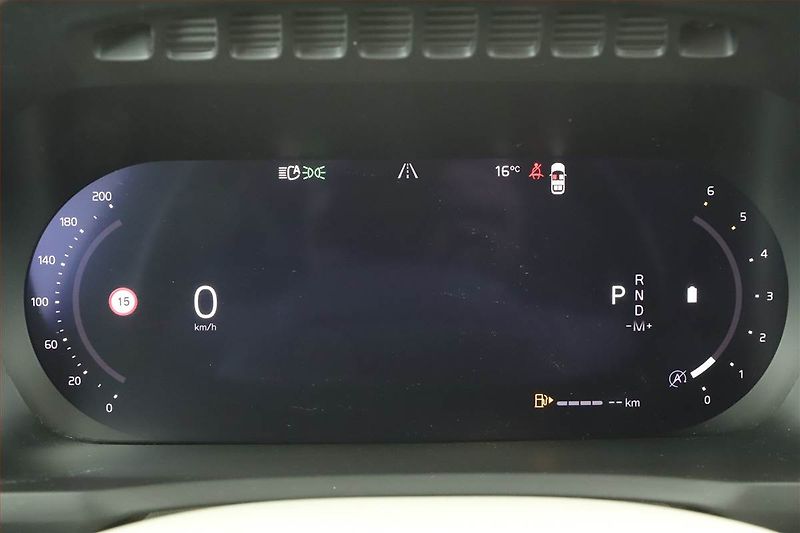 Volvo XC90 (2023) B5 AWD - fotka 19 z 21