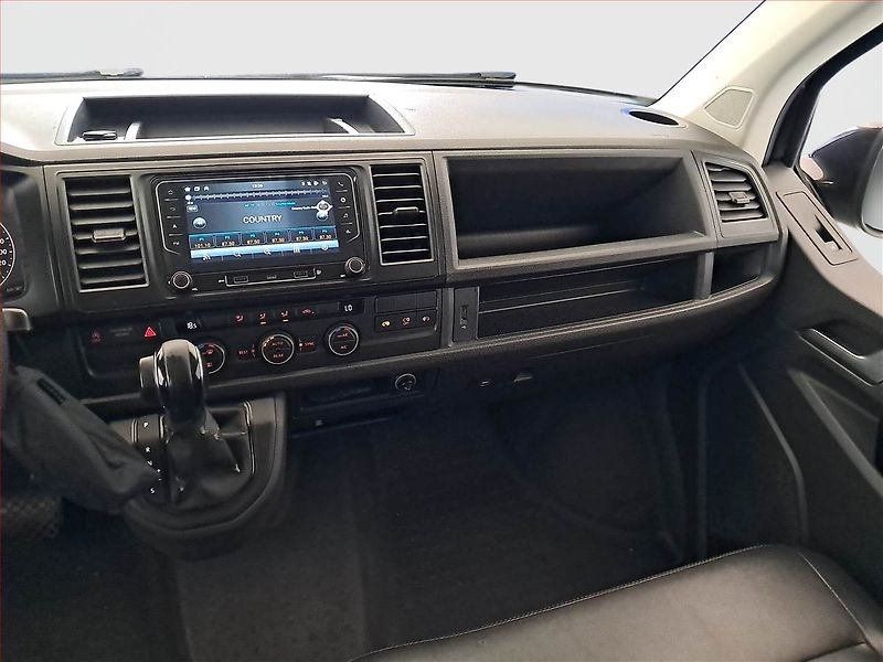Volkswagen Caravelle (2015) Comfortline 2.0 TDI - fotka 8 z 17