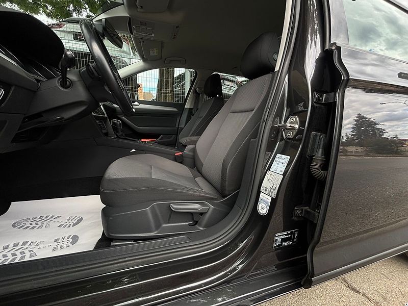 Volkswagen Passat 2.0TDi/2023/AT.1MAJ.TAŽNÉ.ZÁRU - fotka 25 z 51