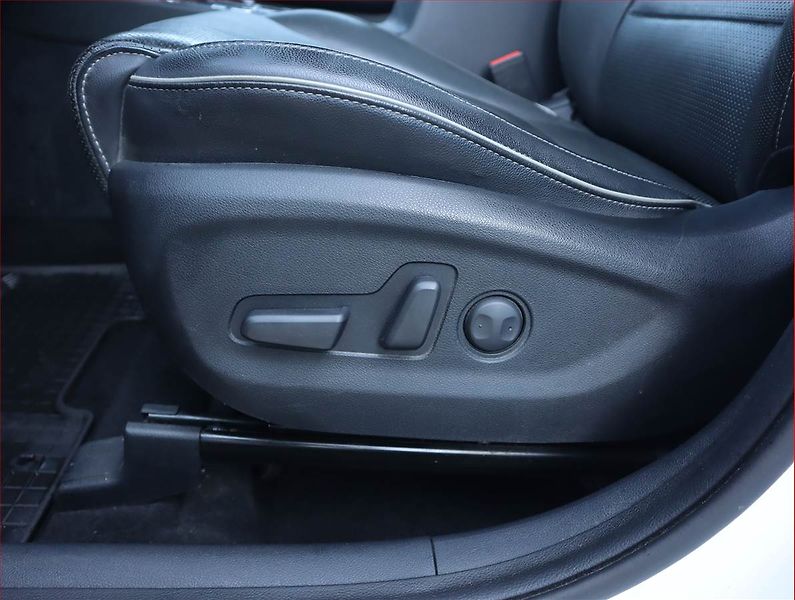 Kia Sportage (2016) 2.0 CRDi, 4X4, Automat, Kůže - fotka 20 z 25