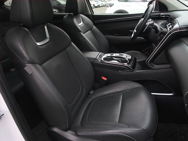 Hyundai Tucson (2021) Style 1.6 T-GDI 48V MHEV - fotka 9 z 22