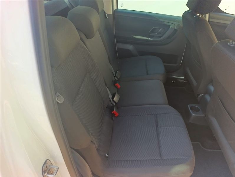 Škoda Roomster 1,6 TDi Aut.klima,Alu,Tempomat - fotka 24 z 36