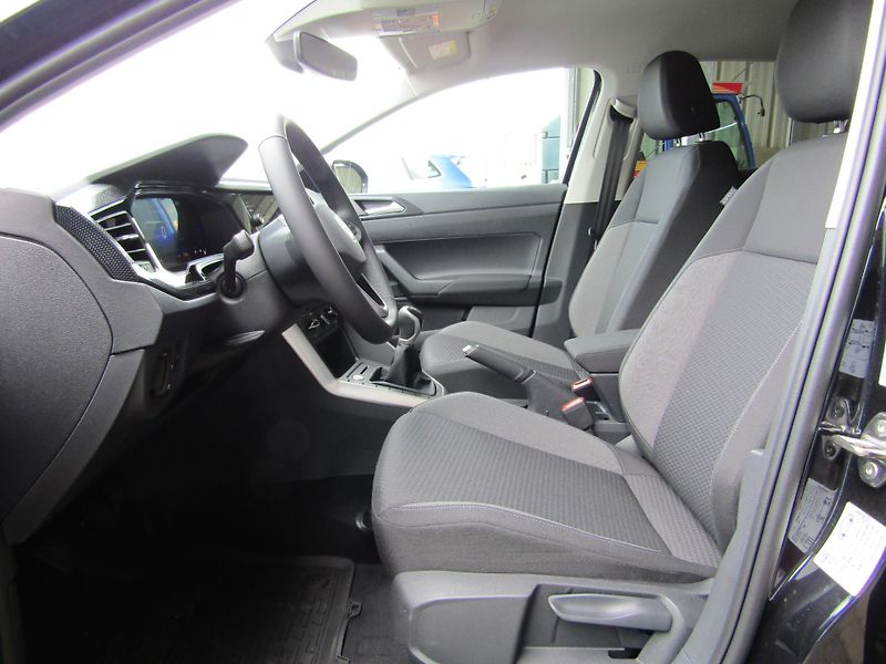 Volkswagen Taigo People 1,0 TSI 70 kW 5G - fotka 19 z 30