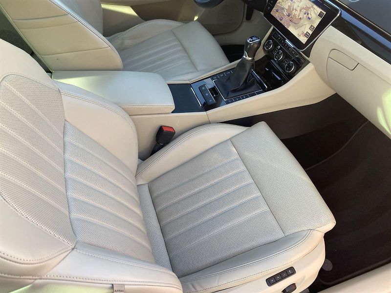 Škoda Superb (2018) Combi III 2.0 TDI 4x4 L&K - fotka 7 z 49