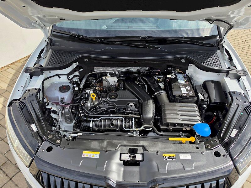 Škoda Karoq (2023) 1,5TSI 110KW SPORTLINE - fotka 29 z 33