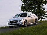 Infiniti Q70.