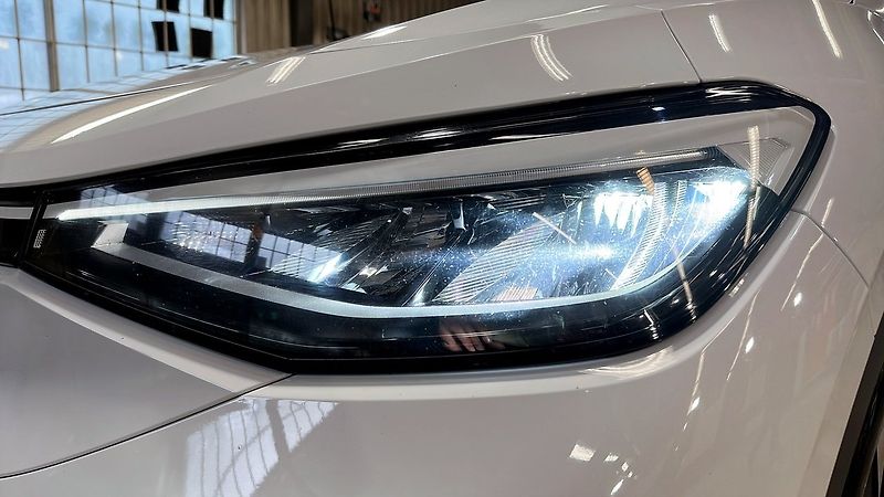 Volkswagen ID.4 Pro Performance LED ACC Tep. č - fotka 6 z 17