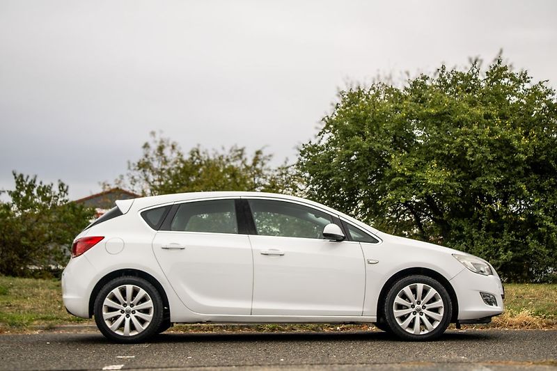 Opel Astra - fotka 4 z 22