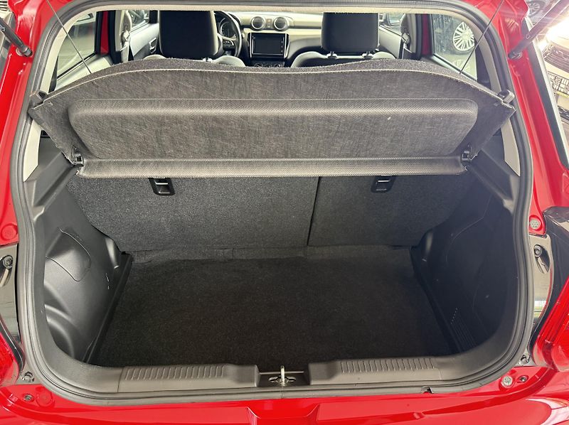 Suzuki Swift (2021) - fotka 9 z 25