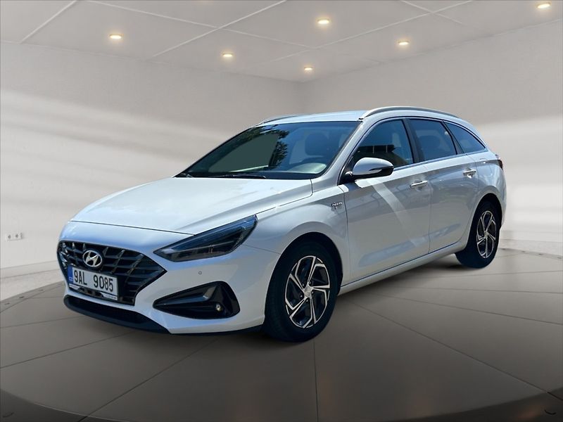 Hyundai i30 1,5 T-GDI Smart 5d - fotka 3 z 11