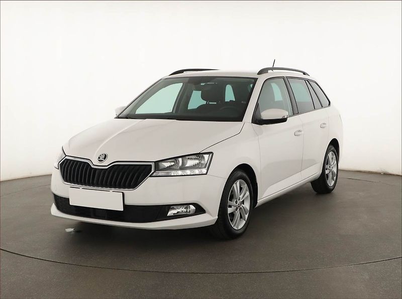 Škoda Fabia (2022) Style 1.0 TSI, Tempomat - fotka 2 z 14