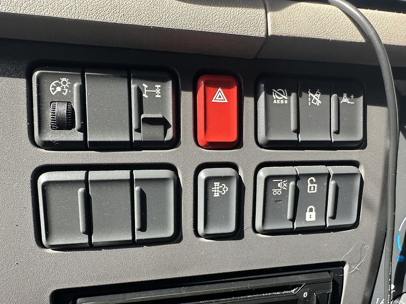DAF LF (2017) 260 SHRNOVAČKA MĚCHY E6 - fotka 42 z 42