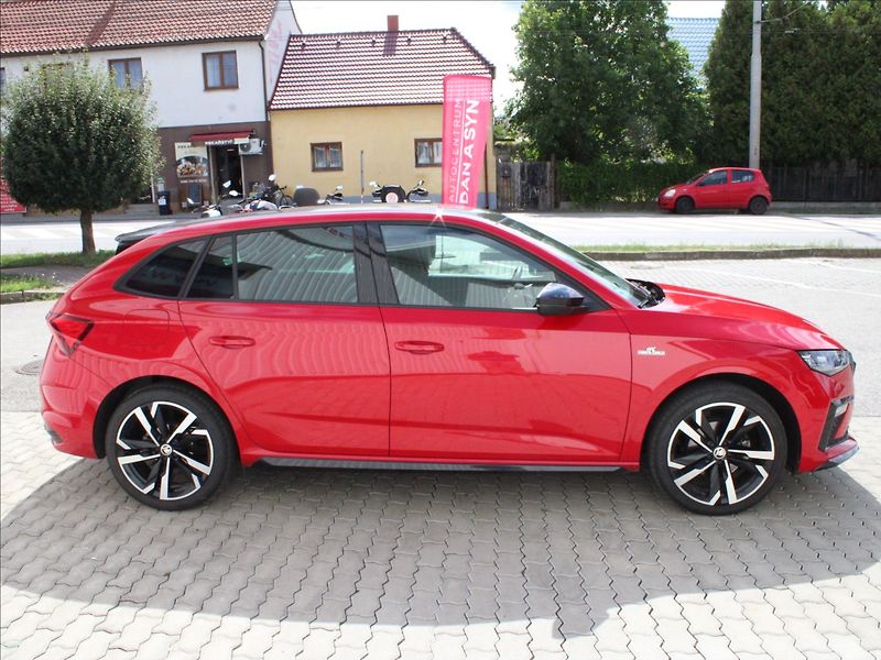 Škoda Scala 1,5 TSI 110KW DSG MONTE CARLO - fotka 3 z 10