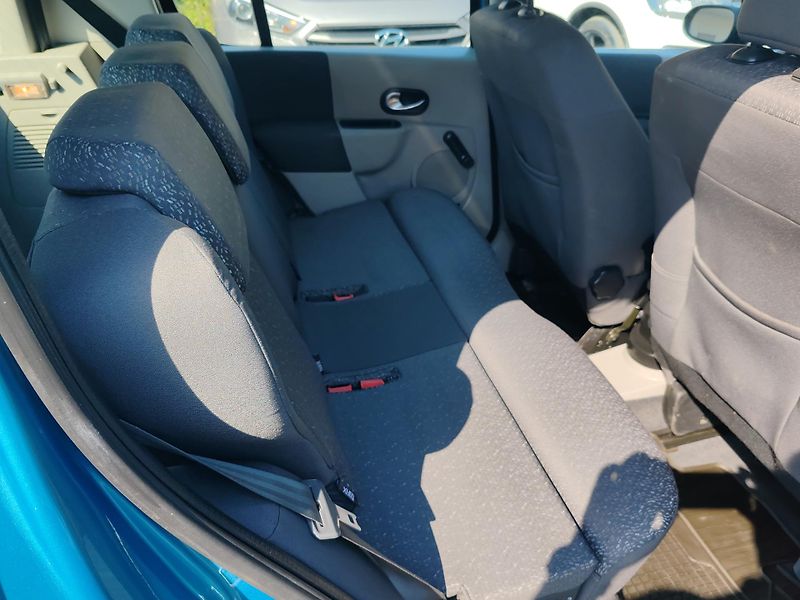Renault Modus 1.6 i 65tkm - fotka 16 z 22
