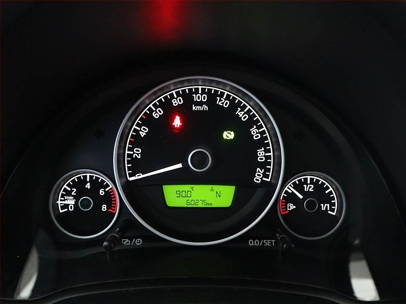 Škoda Citigo (2016) Style 1.0 MPI, Automat - fotka 8 z 13