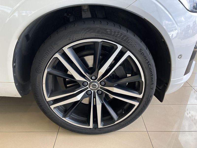 Volvo XC60 T6 AWD R-Design POLESTAR AT8 - fotka 5 z 57