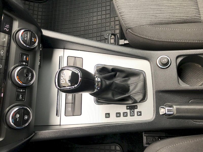 Škoda Octavia (2016) COM STYLE TD81/1.6 7AG - fotka 24 z 24