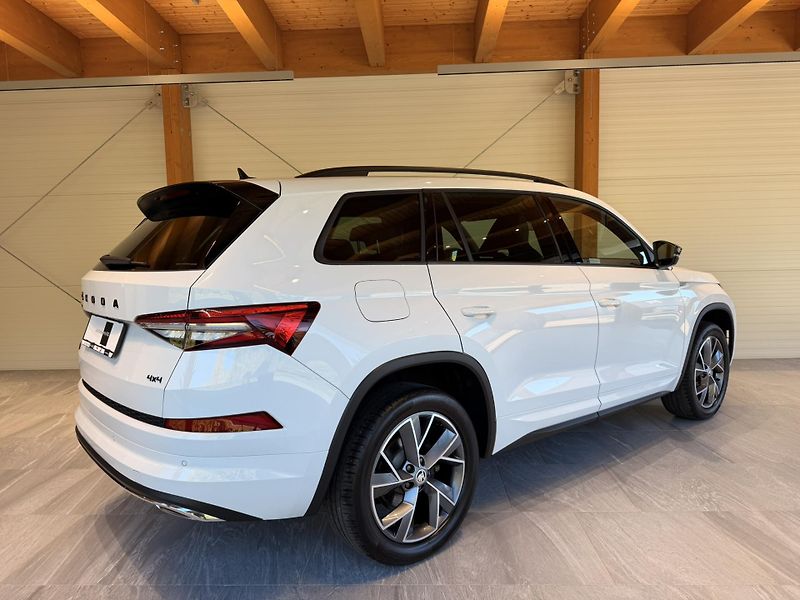 Škoda Kodiaq 2.0 TDi 147 Kw DSG Sportline - fotka 21 z 31