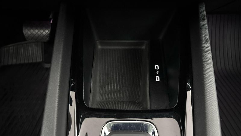 Škoda Octavia 2.0 TDI DSG Style - fotka 24 z 29
