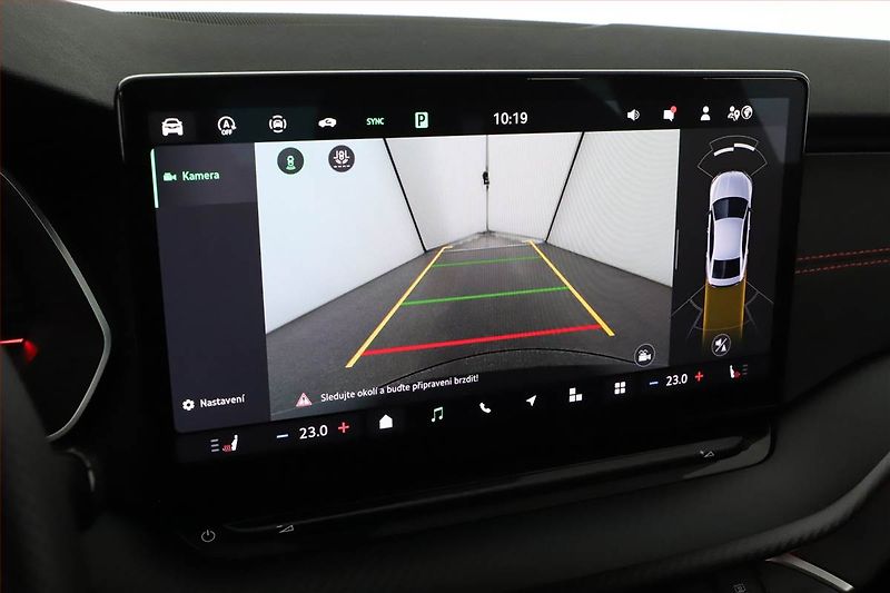 Škoda Octavia (2025) RS 2.0 TSI, RS, KEYLESS - fotka 10 z 20