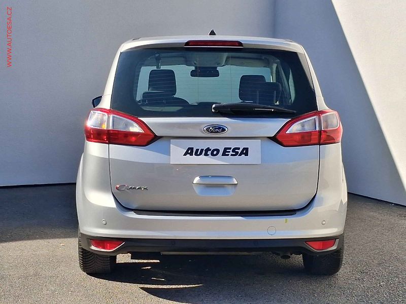 Ford Grand C-MAX (2018) 1.5 EB, Titanium, bixen - fotka 5 z 17