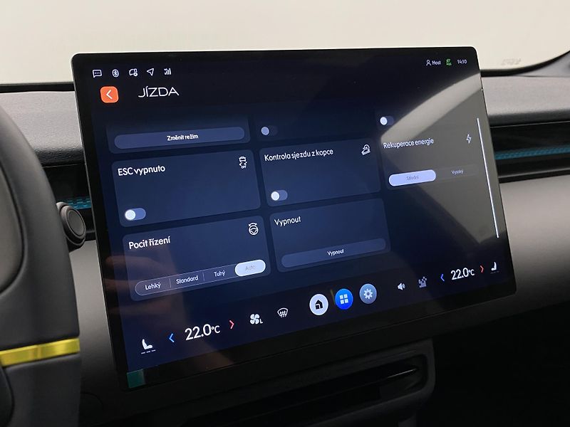 Lynk & Co 02 (2025) MORE DEMO - fotka 40 z 81