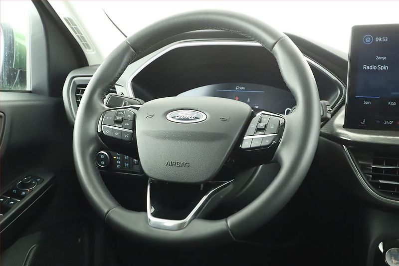 Ford Kuga (2024) 1.5 EcoBoost - fotka 15 z 17